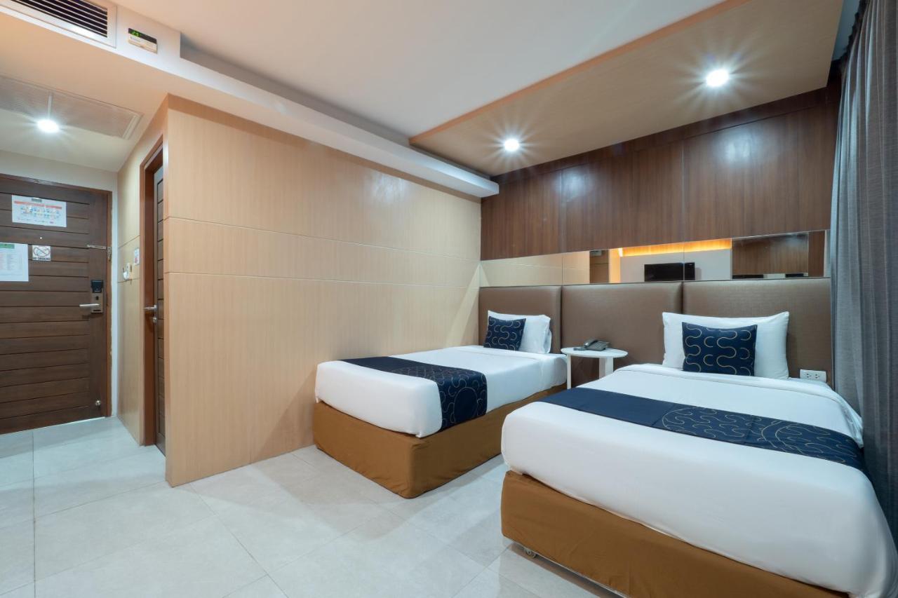 Capital O 1088 Golden Dragon Beach Resort バーンラムン エクステリア 写真