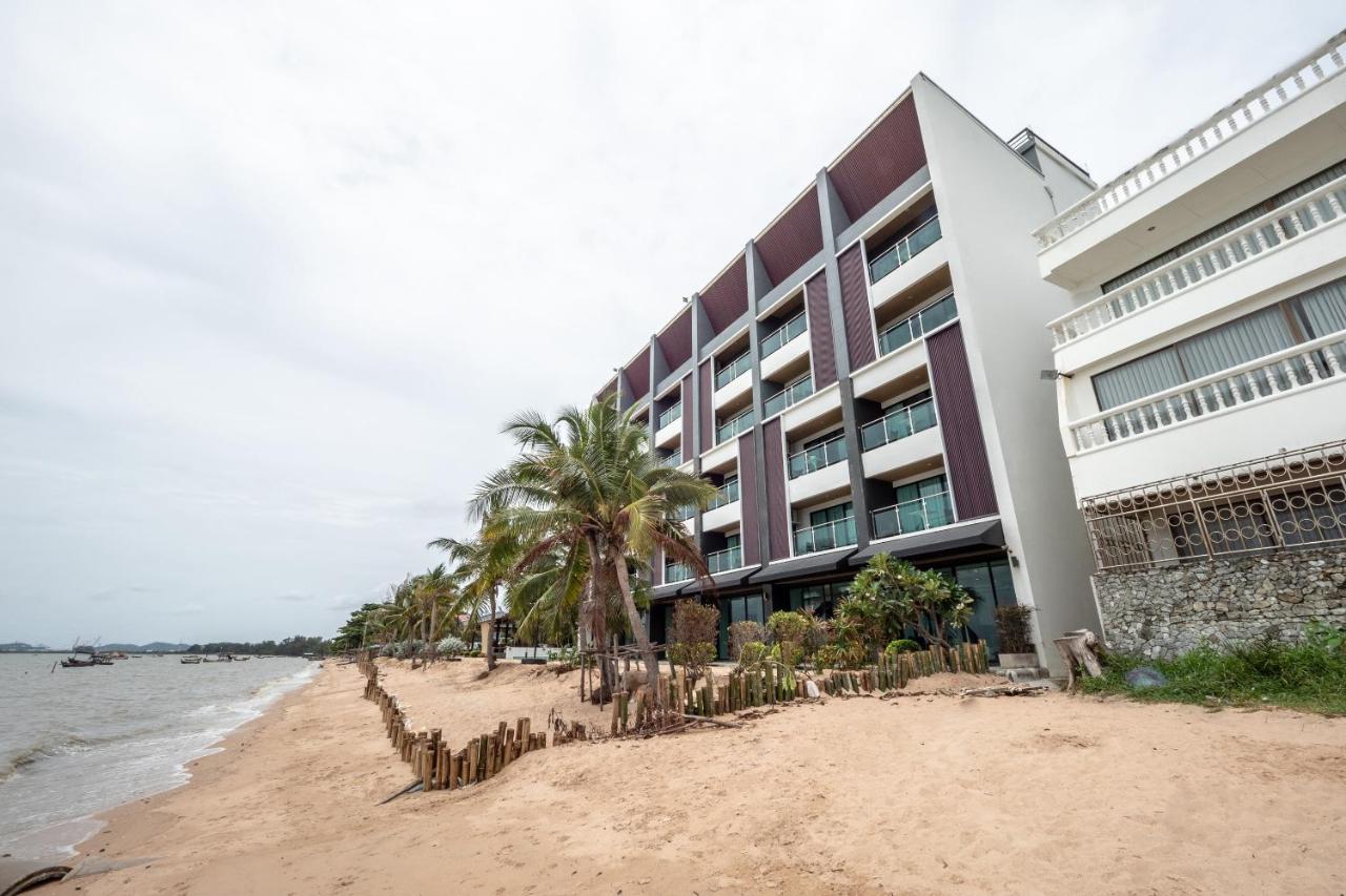 Capital O 1088 Golden Dragon Beach Resort バーンラムン エクステリア 写真